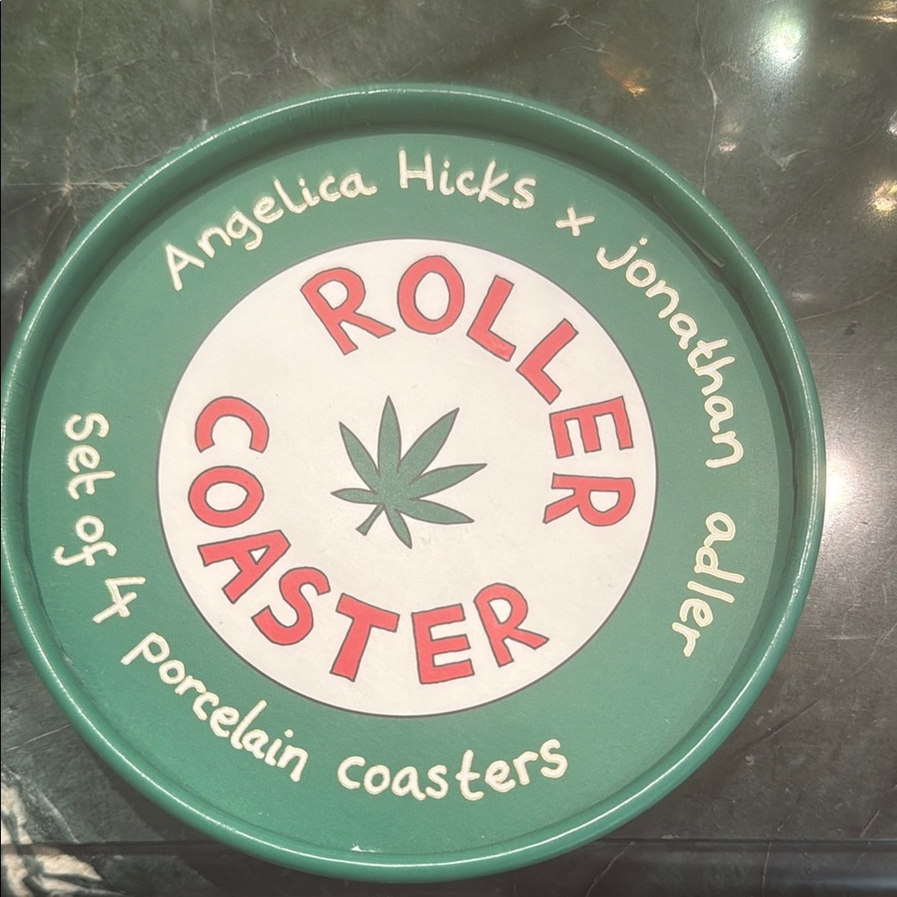 Jonathan Adler Green and White Roller Coaster Set